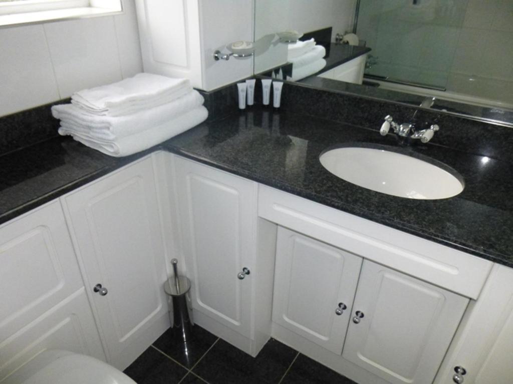 The Oaks 4* Londra